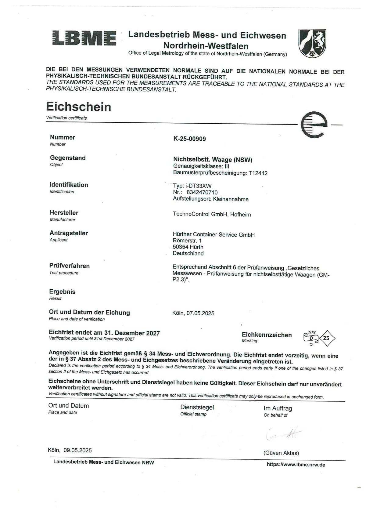 Graues deutsches Eichschein Dokument mit Siegel und Stempel oben rechts